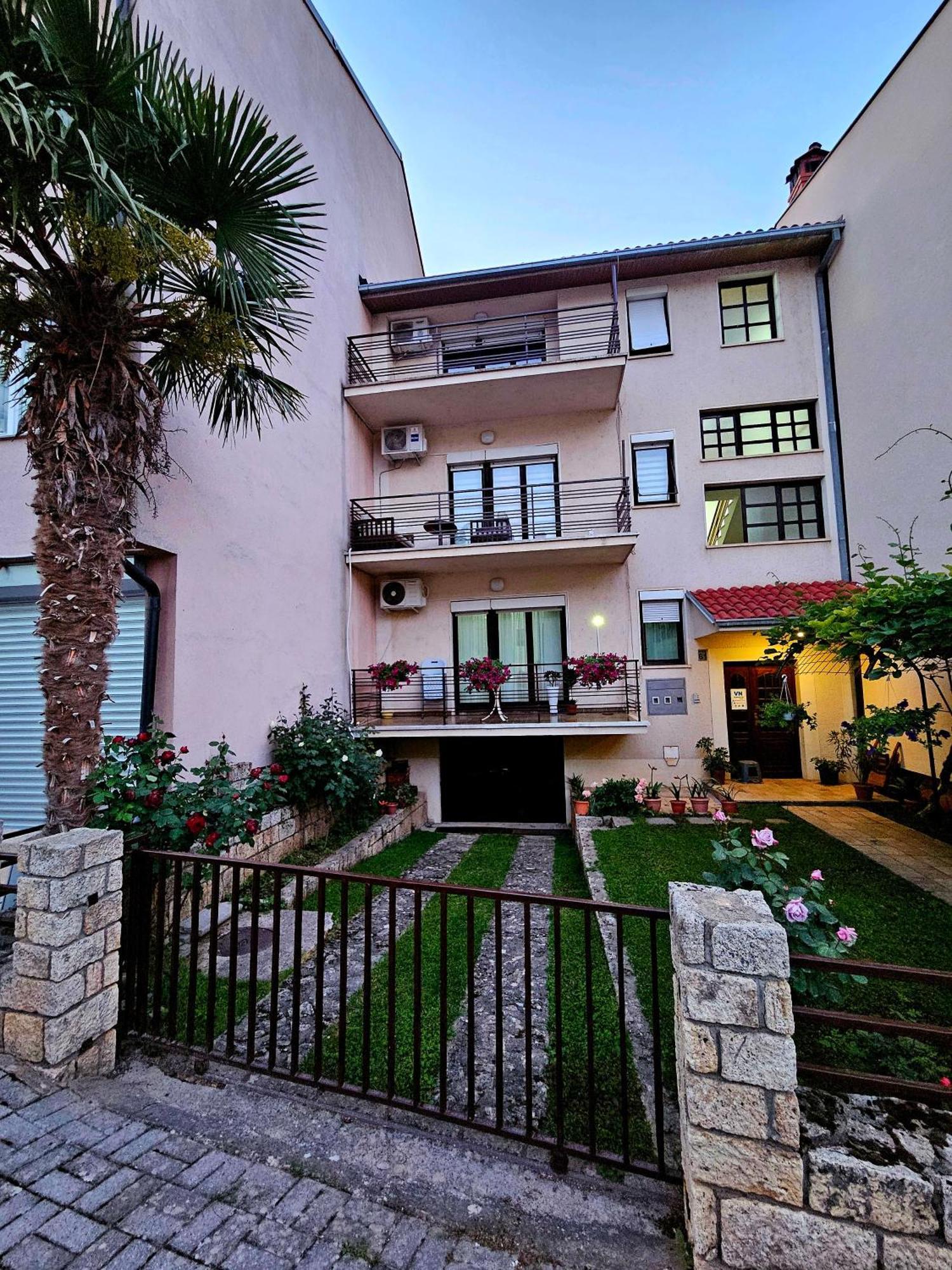 Vn Apartments Ohrid Bagian luar foto
